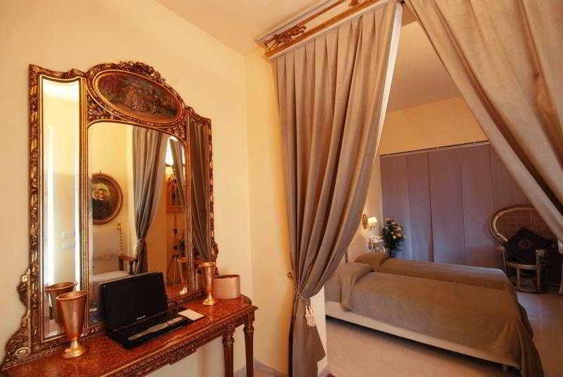 Relais Ugolini Apartamento *